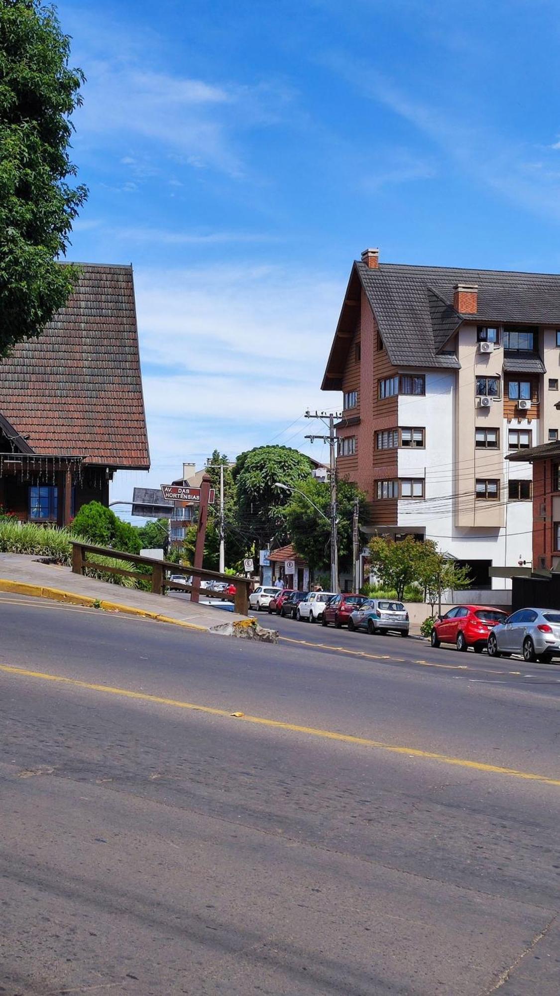 Solar Da Encosta 305 - Espaco E Conforto No Centro Gramado Bagian luar foto